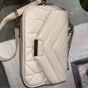 Elegant Cream Quilted Shoulder Bag